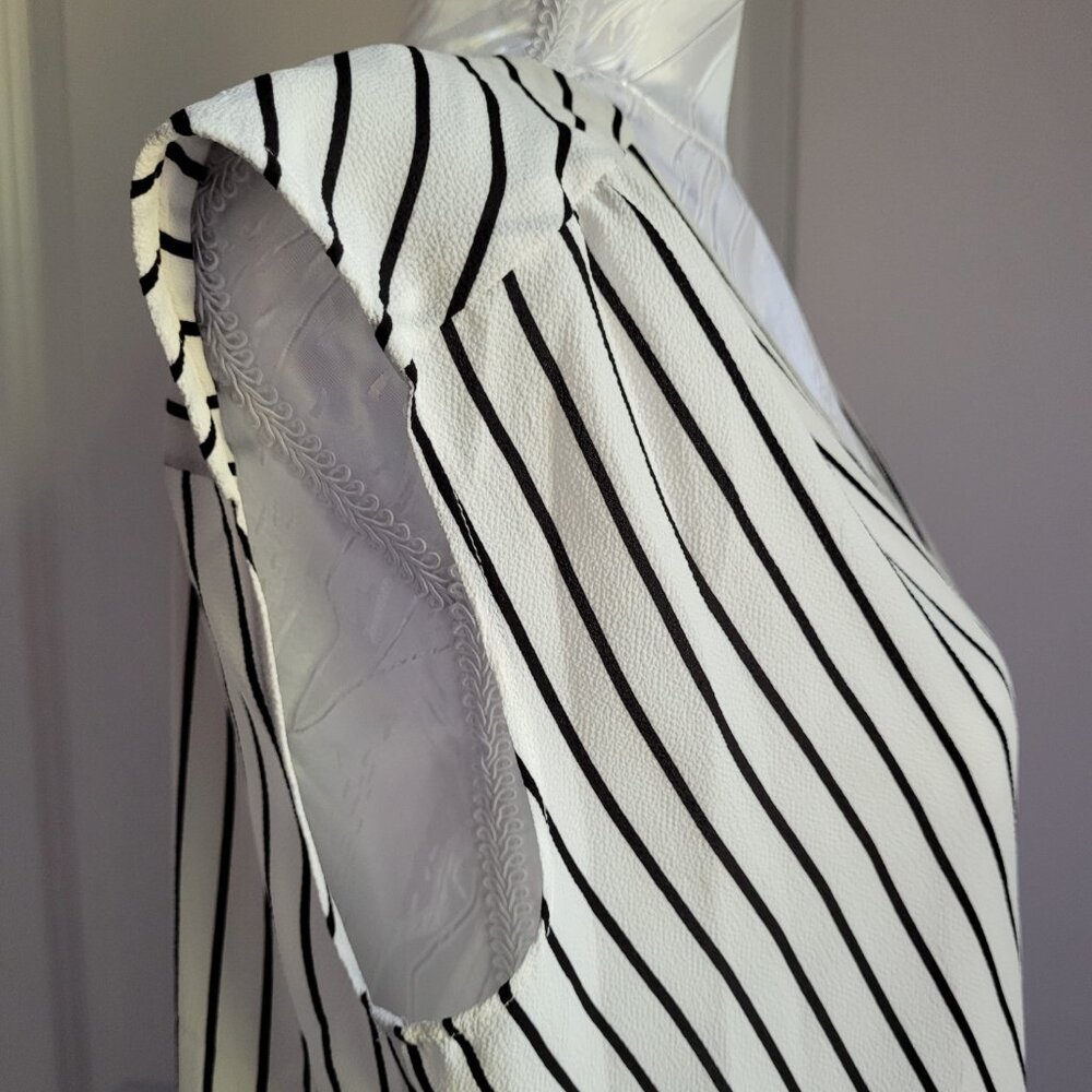 NWT! Reitmans black & white striped blouse size S - Picture 6 of 6